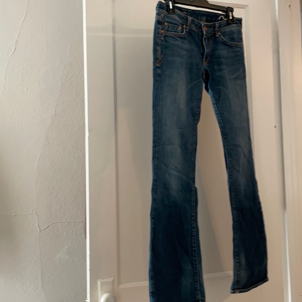 Reposhed Union women’s bootcut jeans. Low rise, size 27.